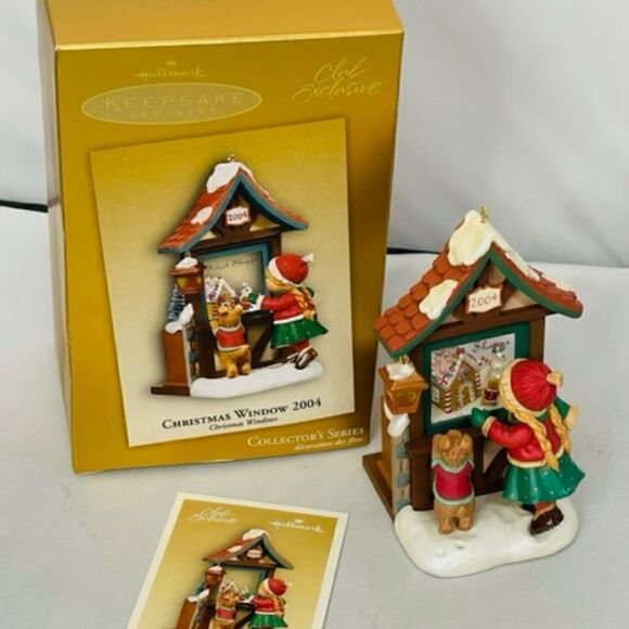 Hallmark Keepsake Ornament - Christmas Window 2004 Club Exclusive NEW Excellent - Picture 1 of 8
